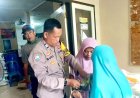 Polsek Mataram Kawal Distribusi Bantuan Pangan Bulog untuk Ratusan Warga Pejanggik