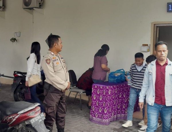Pastikan Kelancaran Ibadah Minggu, Polsek Selaparang Amankan Sejumlah Gereja